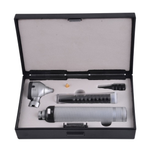 Otoscope with mirror